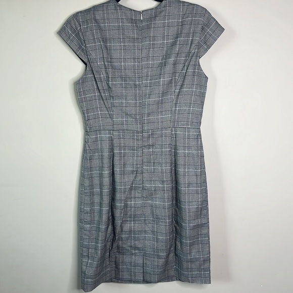 ABS COLLECTION SLEEVELESS DRESS - Picture 2 of 4